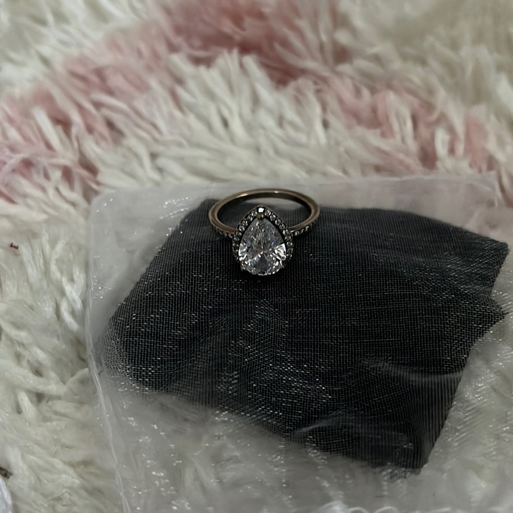Pandora Teardrop Ring
